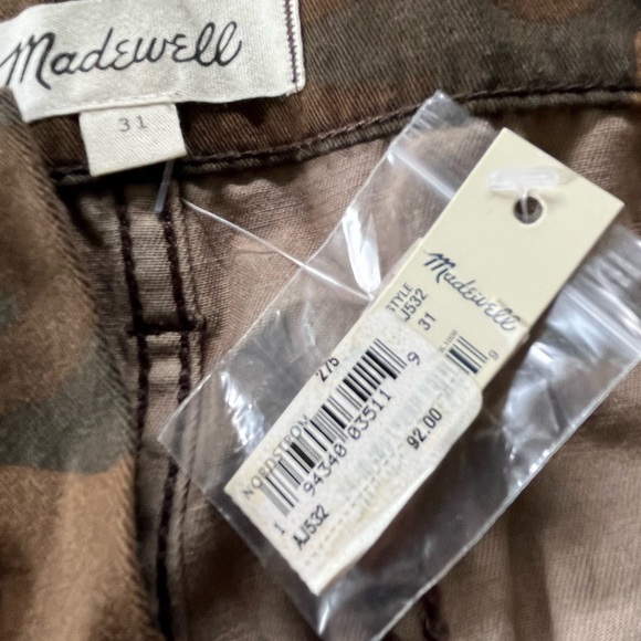 NWT Women’s Madewell cargo shorts - Picture 4 of 6